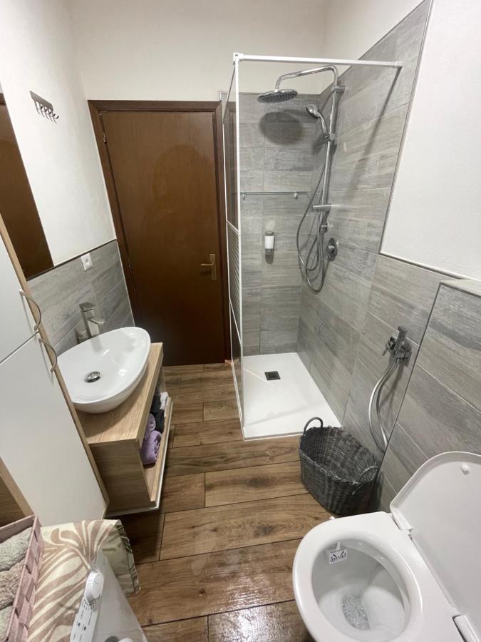 Lake Apartment Ischia Green Tenna Exteriér fotografie