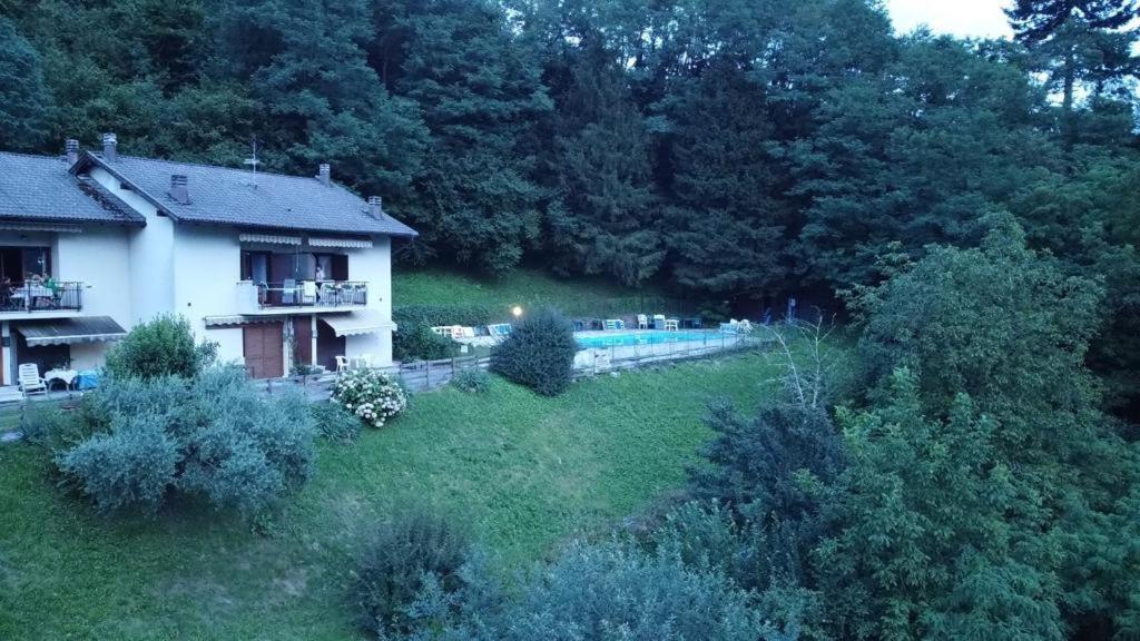 Lake Apartment Ischia Green Tenna Exteriér fotografie