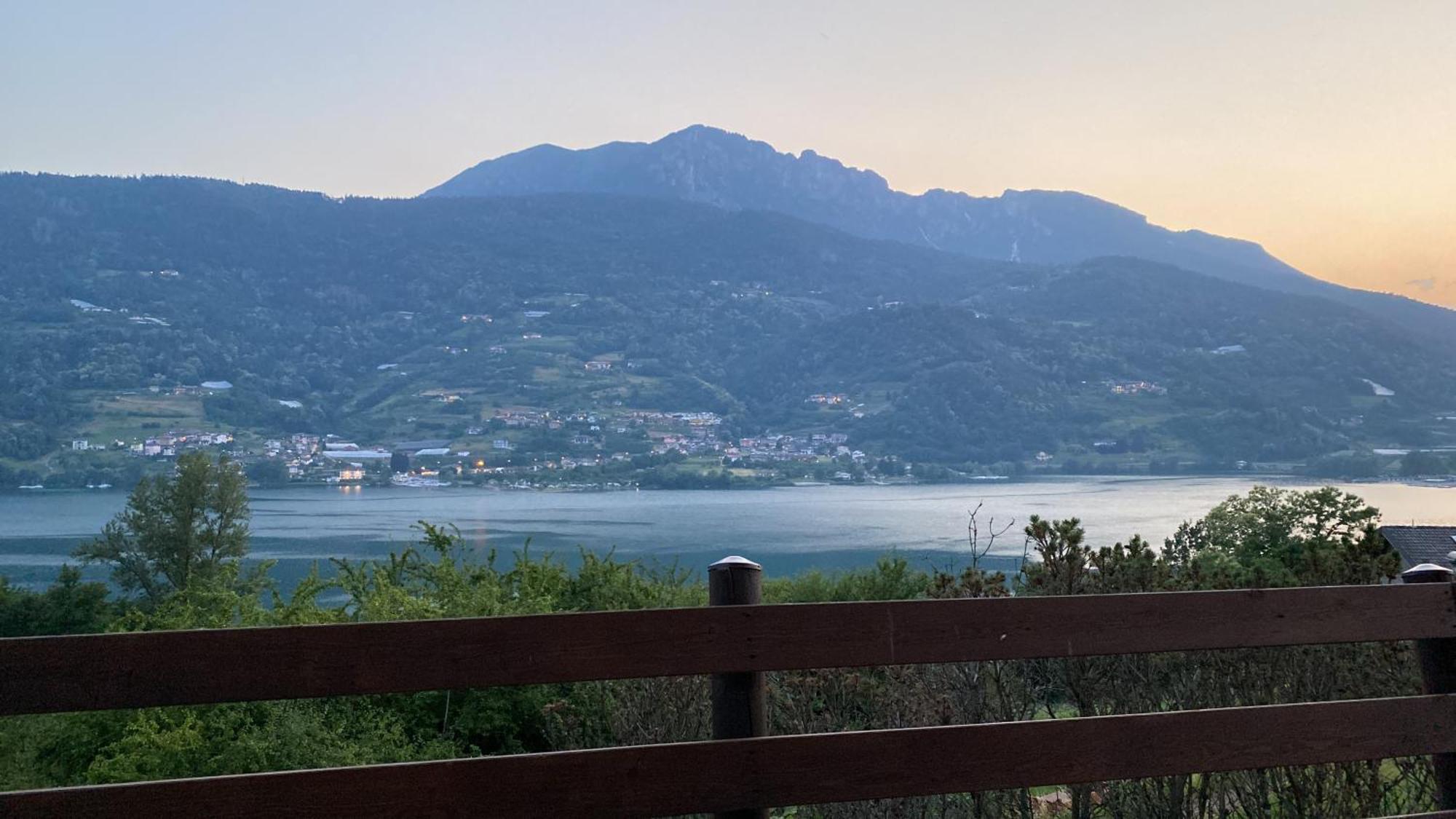 Lake Apartment Ischia Green Tenna Exteriér fotografie